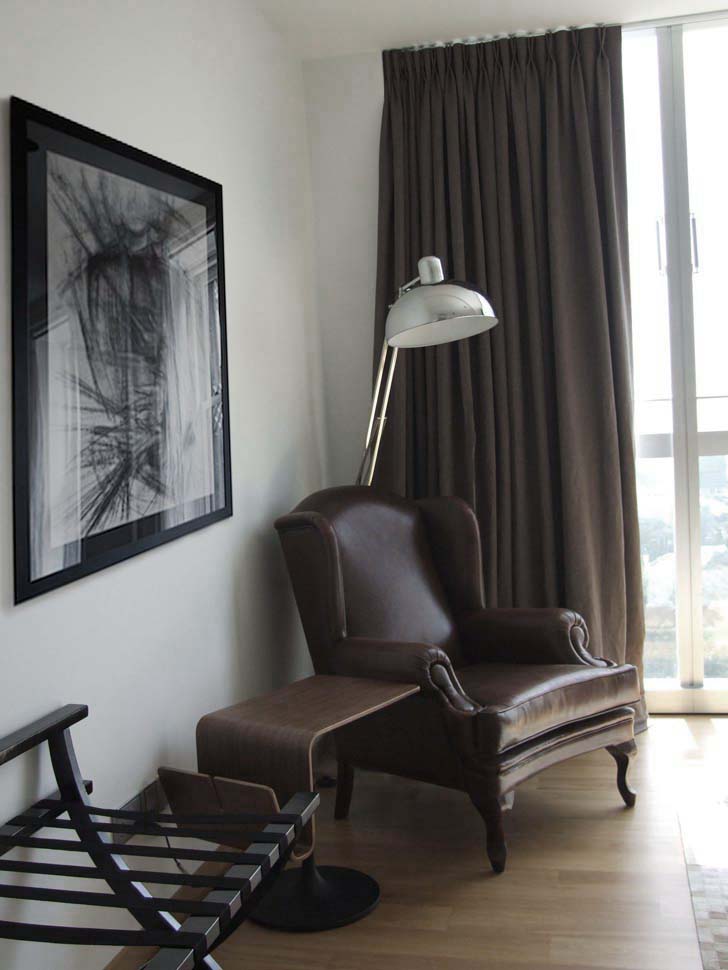 ElliotJames_Reflection_guestroom2