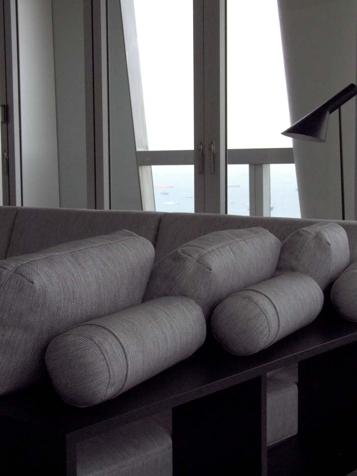 ElliotJames_Reflection_livingroom4